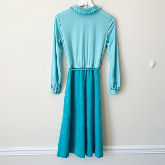 Vintage 1970s Sunshine Alley Midi Dress Size 10 Button Pintuck USA Made Velour - Picture 7 of 9